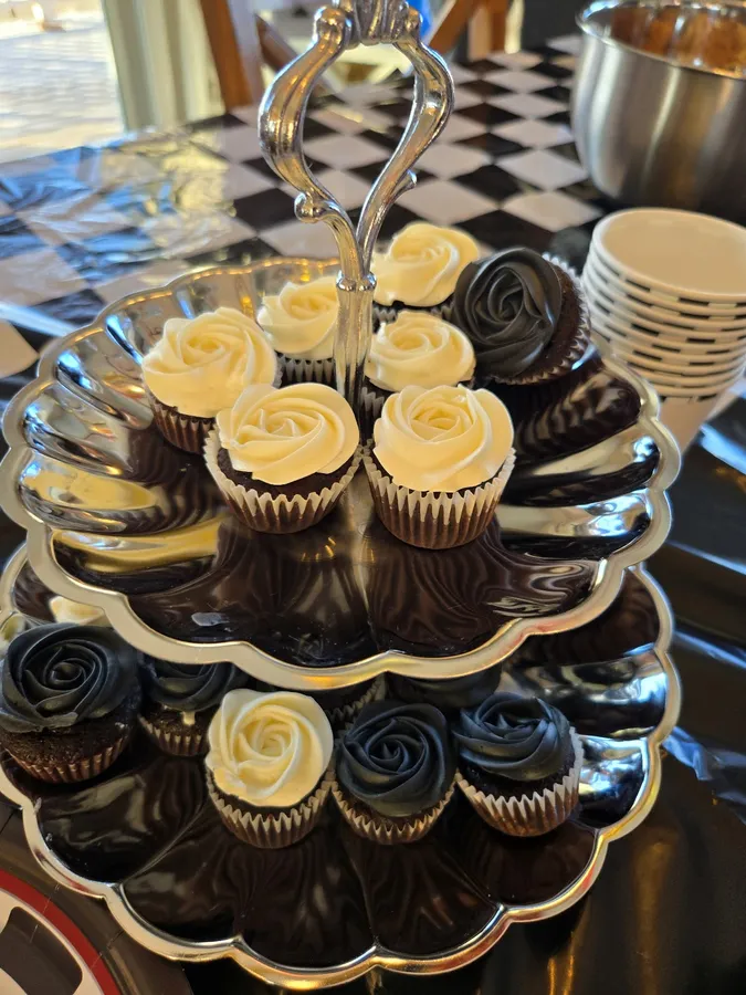 CUETO COCINA & CAKERY