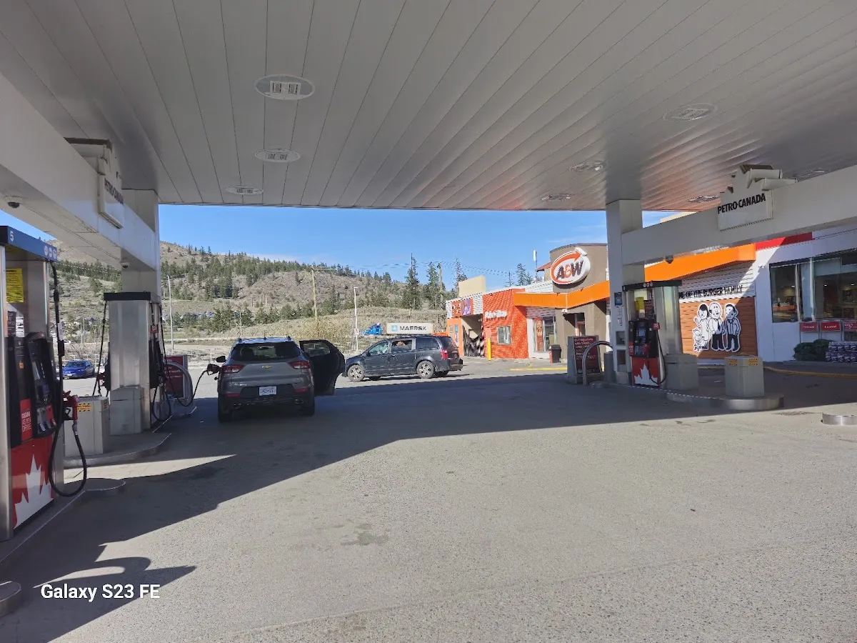 Petro-Canada Gas Station & Petro-Pass Truck Stop