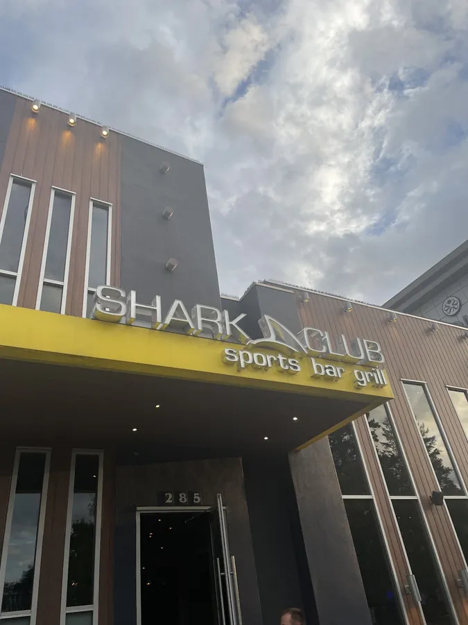 Shark Club Sports Bar & Grill