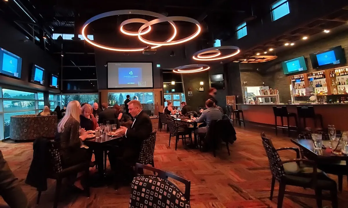 BARSIDE Lounge & Grill