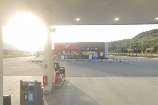 Dallas Drive Otter Co-Op Gas Bar