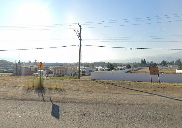 Apple Valley Manufactured Home Park ~~(No RV Sites)~~